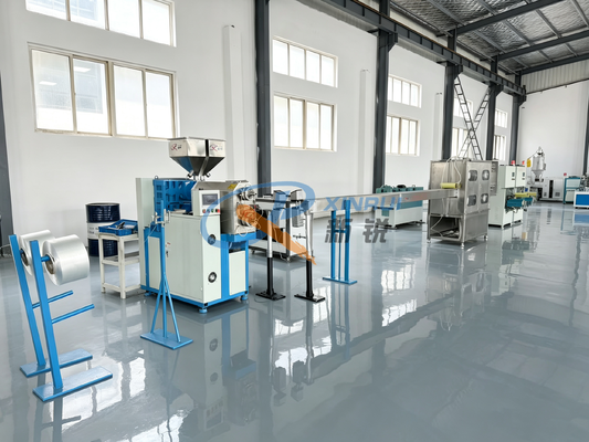 Chất lượng  Single Double Color High Speed PVC Coating Yarn Polyester Yarn Making Machine For Curtain nhà máy