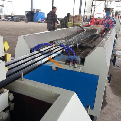 CE 380V Waterproof WPC Decking Plastic Profile Machine