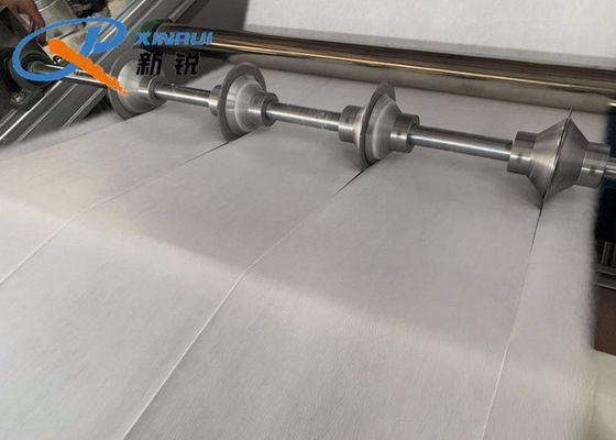Máy làm vải không dệt nung chảy 400-500kg / ngày Loại dọc