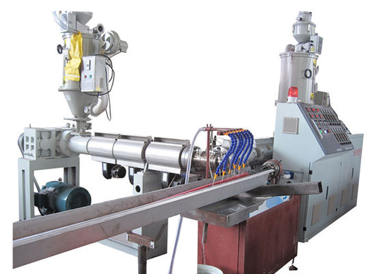 Máy làm ống nhựa xoắn ốc linh hoạt 380V 10T
