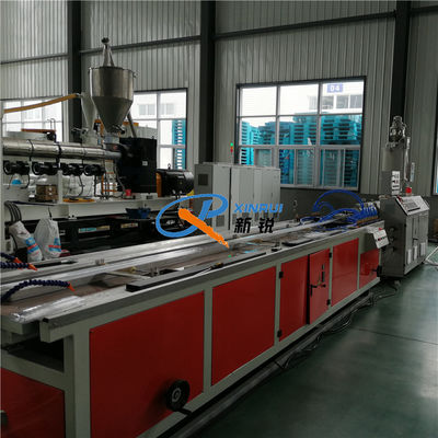 Máy định hình nhựa khung trang trí PS