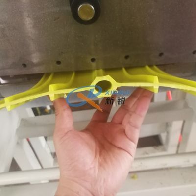 Máy làm băng cản nước PVC 200mm 0,5MPa mềm