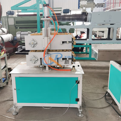 Để xây dựng Máy làm hồ sơ nhựa hạt góc bằng nhựa PVC