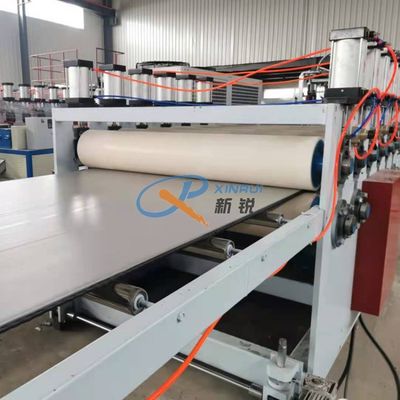 Dây chuyền sản xuất ván khuôn xây dựng rỗng 18mm Polypropylene PP Trục vít đơn